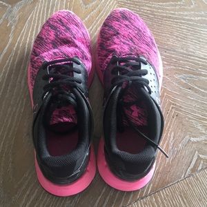 Under Armour Girls Tennis Shoes